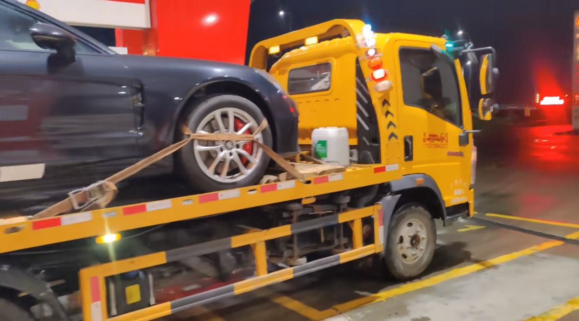 重庆行车途中遇到突发状况该如何呼叫道路救援？
